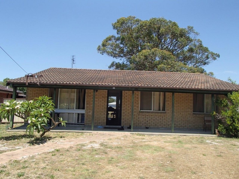 32 Poilus Parade, Tanilba Bay NSW 2319