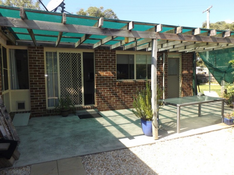 10 Cambridge Avenue, Lemon Tree Passage NSW 2319