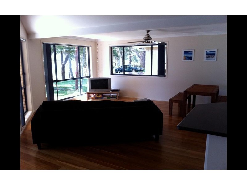 1 Hart Avenue, Mallabula NSW 2319