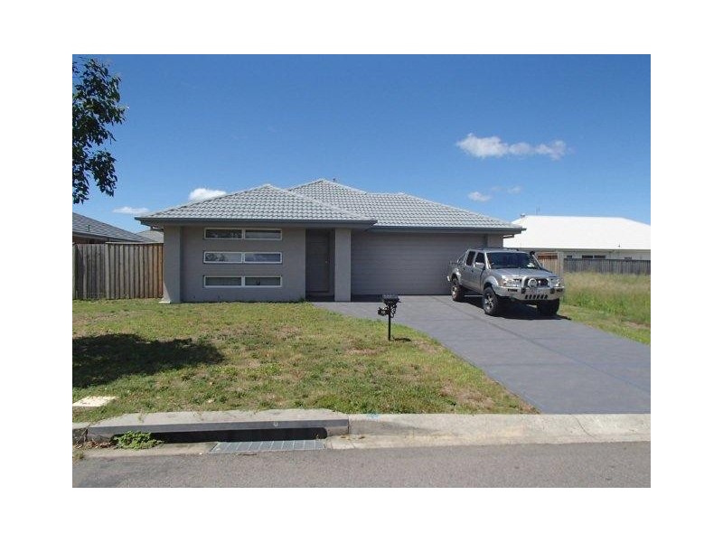 18 Reliance Boulevard, Tanilba Bay NSW 2319