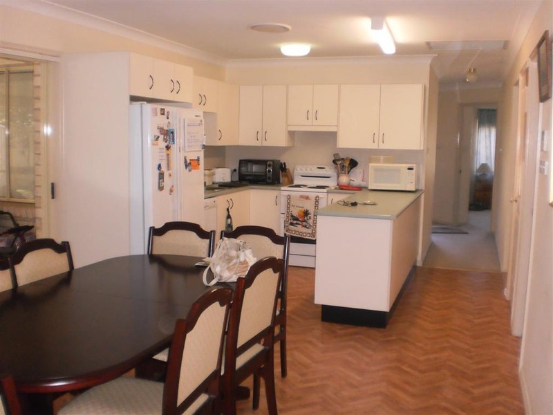 8 Warabi Close, Medowie NSW 2318