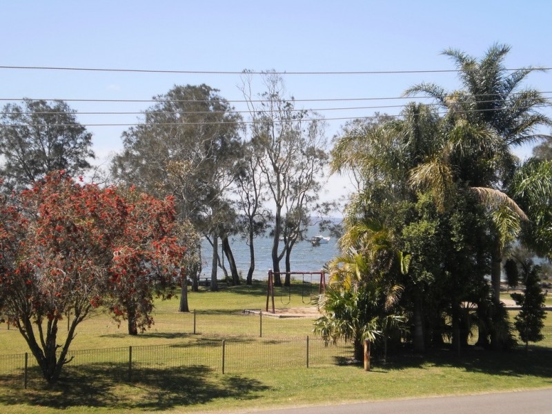 4 Peace Parade, Tanilba Bay NSW 2319