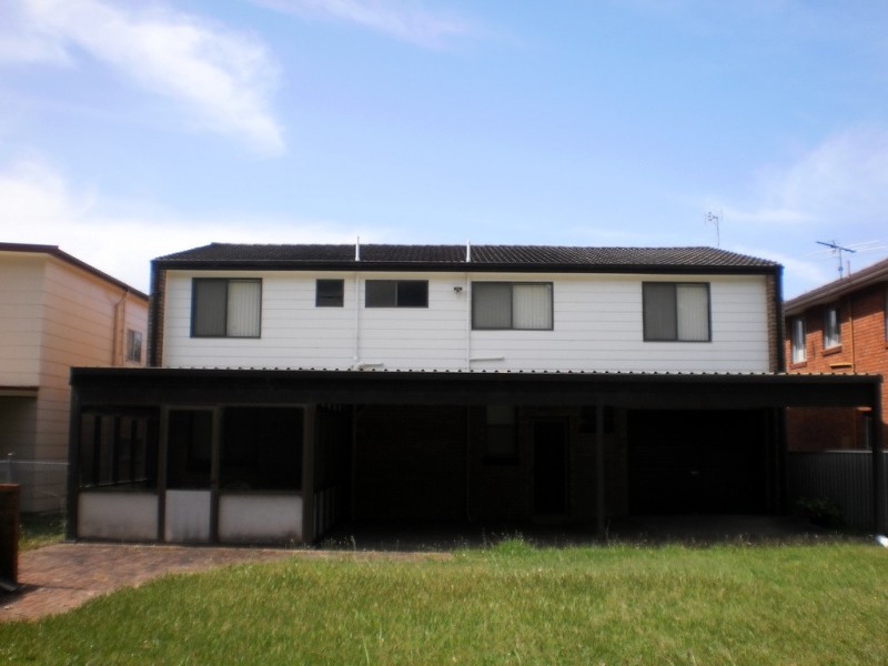 4 Peace Parade, Tanilba Bay NSW 2319