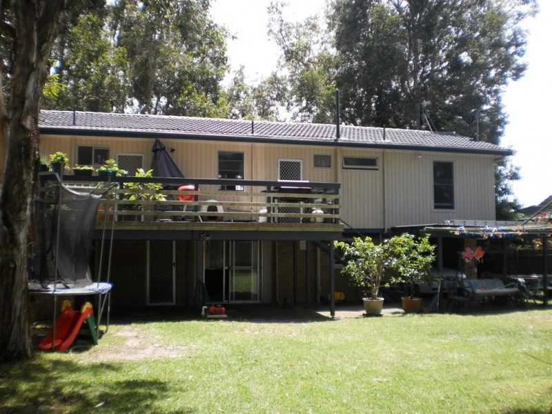 41 Francis Avenue, Lemon Tree Passage NSW 2319