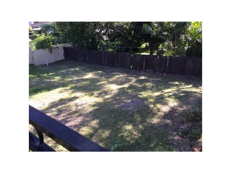 9 Boyd Avenue, Lemon Tree Passage NSW 2319