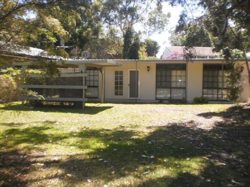 27 Boyd Avenue, Lemon Tree Passage NSW 2319