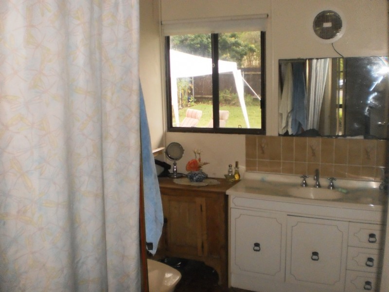 27 Boyd Avenue, Lemon Tree Passage NSW 2319