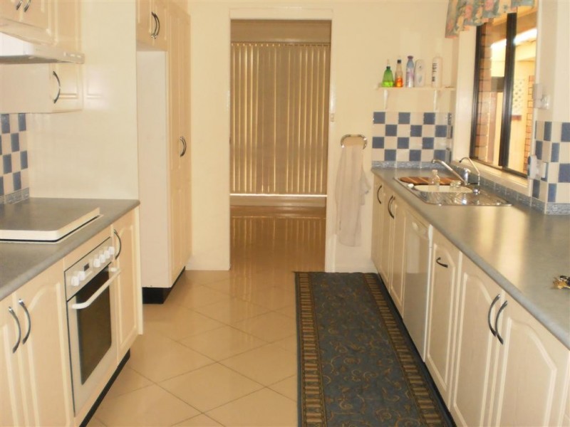 50  Wychewood Avenue, Mallabula NSW 2319