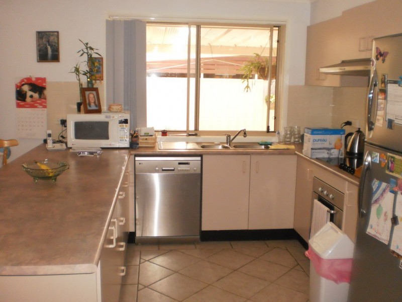 16 Paroa Avenue, Lemon Tree Passage NSW 2319