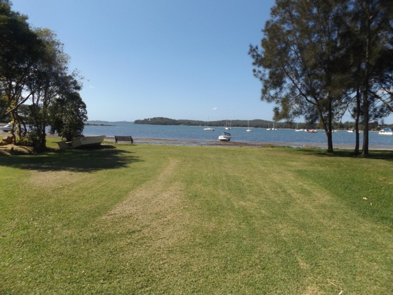 6A Tanilba Avenue, Tanilba Bay NSW 2319