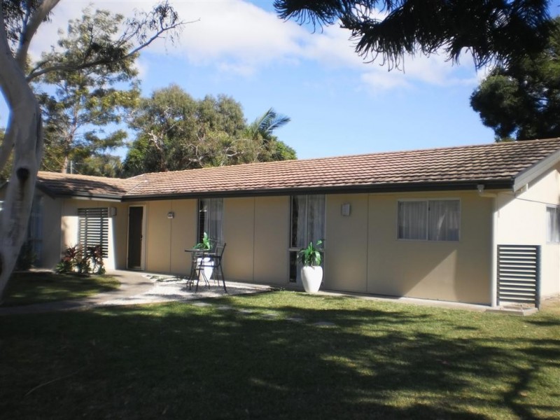 22 Lloyd George Grove, Tanilba Bay NSW 2319