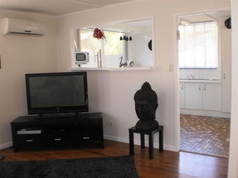 22 Lloyd George Grove, Tanilba Bay NSW 2319
