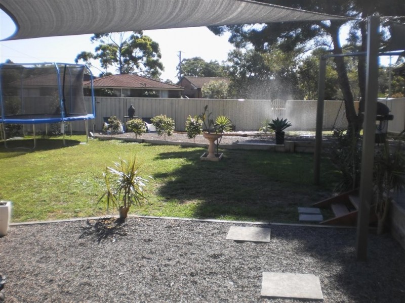 22 Lloyd George Grove, Tanilba Bay NSW 2319