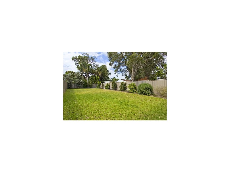 52 Peace Parade, Tanilba Bay NSW 2319
