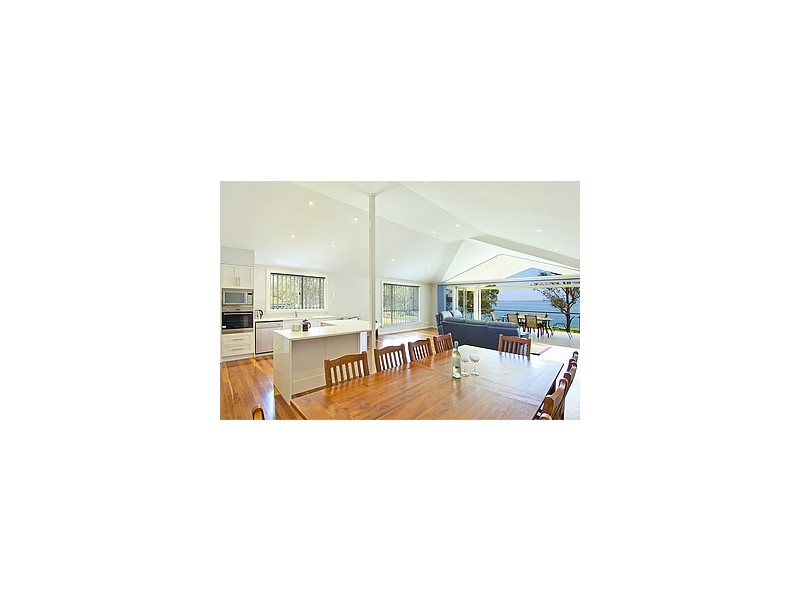 52 Peace Parade, Tanilba Bay NSW 2319