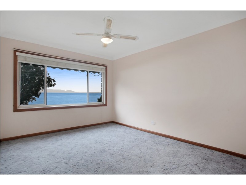 68 Peace Parade, Tanilba Bay NSW 2319