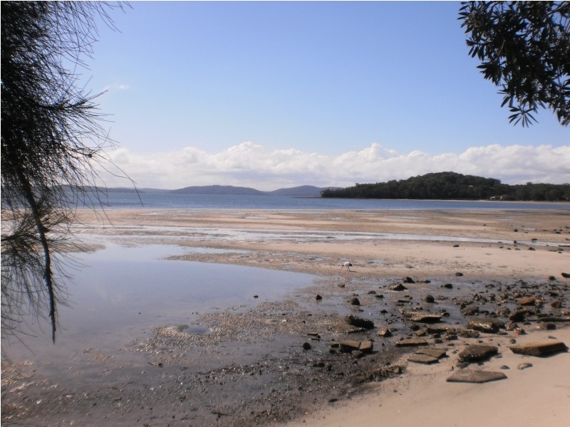 68 Peace Parade, Tanilba Bay NSW 2319