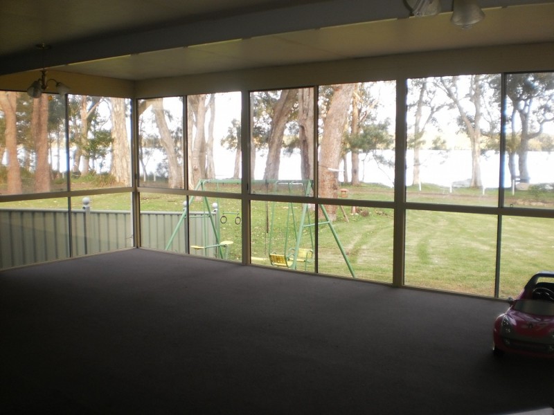 2 Crawley Avenue, Lemon Tree Passage NSW 2319