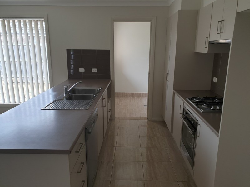 75 Pershing Place, Tanilba Bay NSW 2319