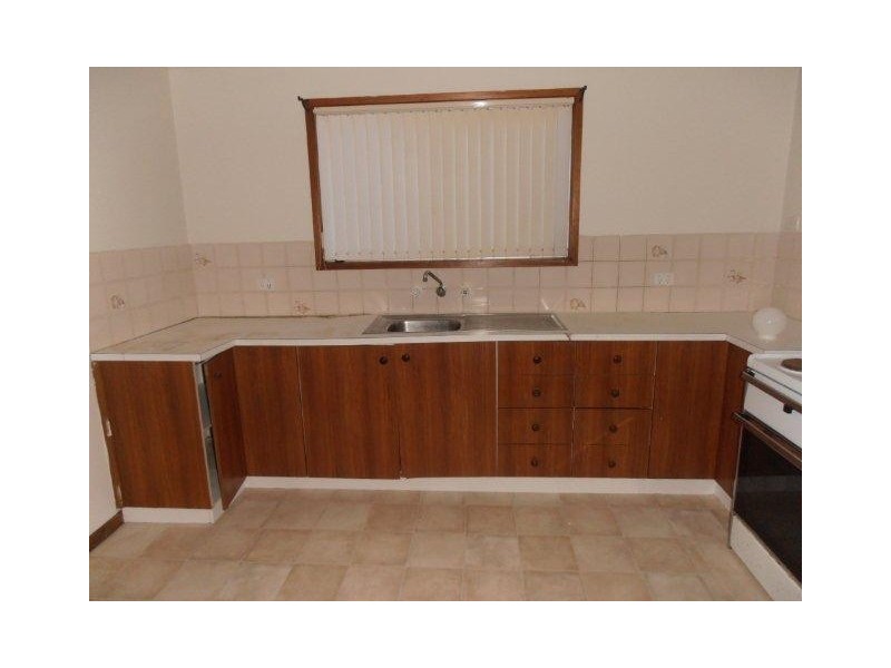 37 Chris Avenue, Salt Ash NSW 2318