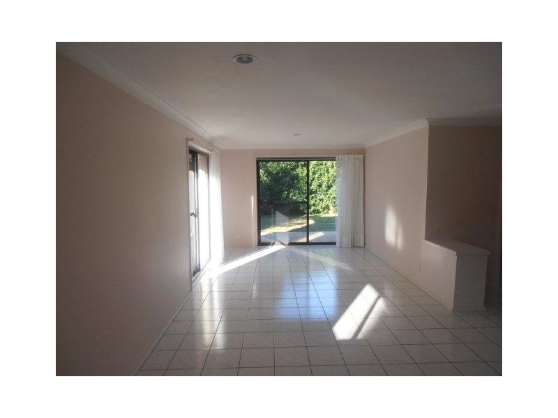 2/8 Tilligerry Track, Tanilba Bay NSW 2319