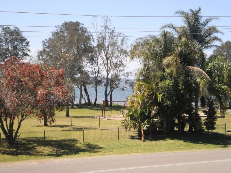 4 Peace Parade, Tanilba Bay NSW 2319