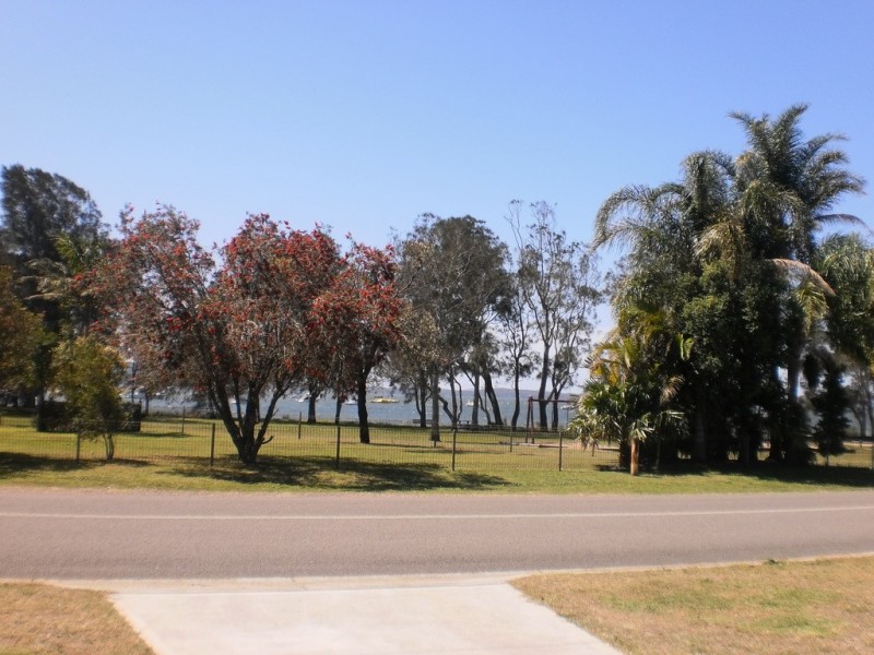 4 Peace Parade, Tanilba Bay NSW 2319