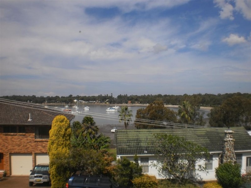37 Admiralty Avenue, Tanilba Bay NSW 2319