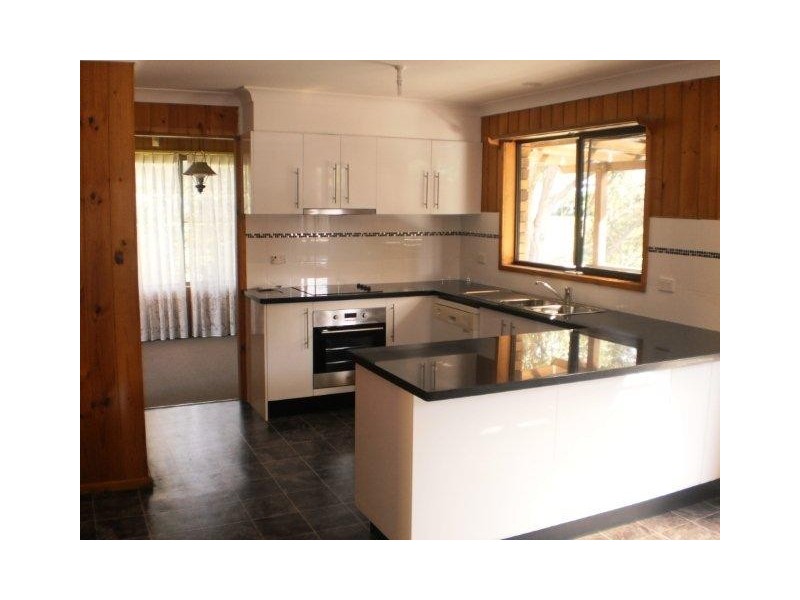 33 Admiralty Avenue, Tanilba Bay NSW 2319