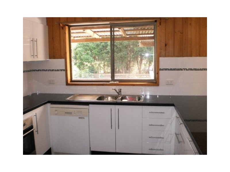 33 Admiralty Avenue, Tanilba Bay NSW 2319