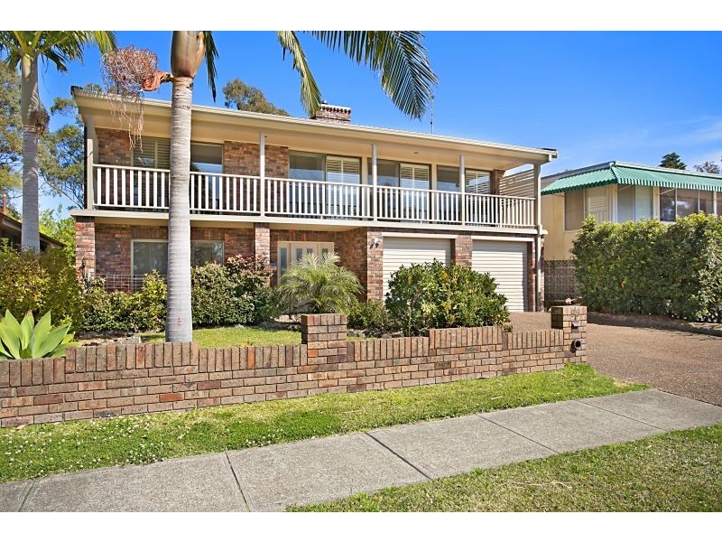 95 Cook Parade, Lemon Tree Passage NSW 2319