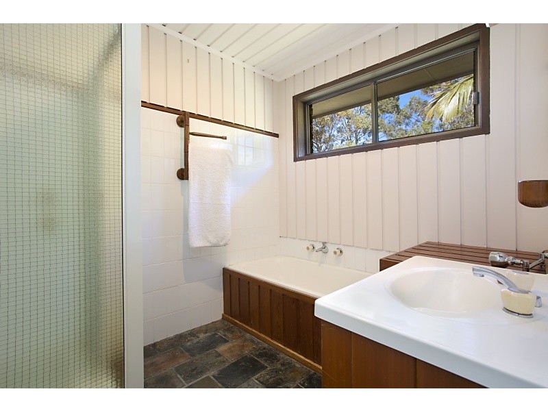 95 Cook Parade, Lemon Tree Passage NSW 2319