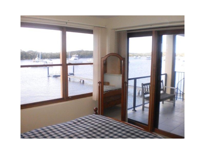 1/10-12 Cook Parade, Lemon Tree Passage NSW 2319