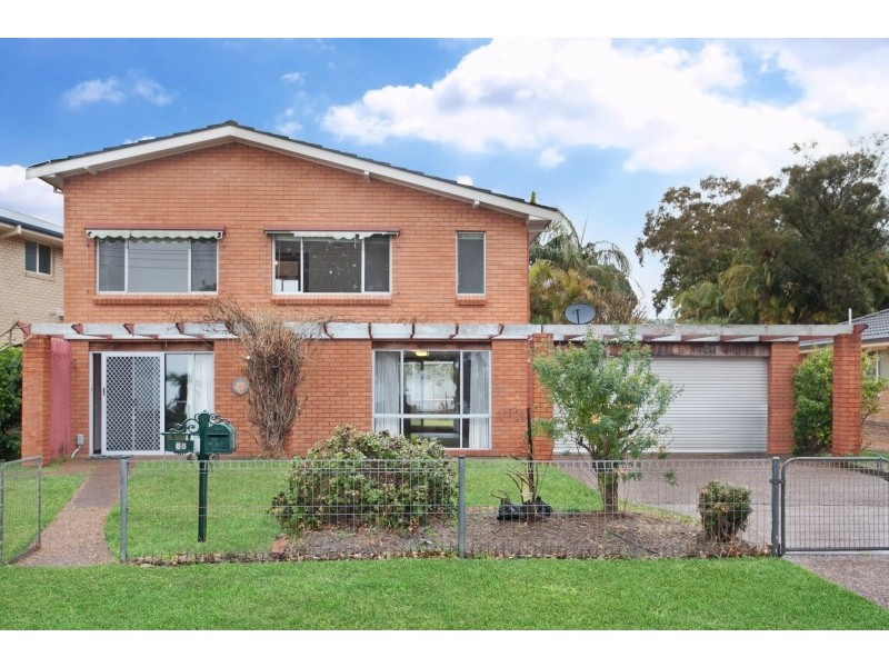 68 Peace Parade, Tanilba Bay NSW 2319