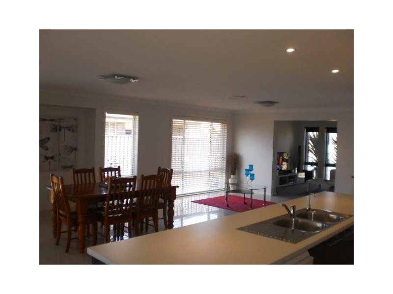 7 Matilda Avenue, Tanilba Bay NSW 2319