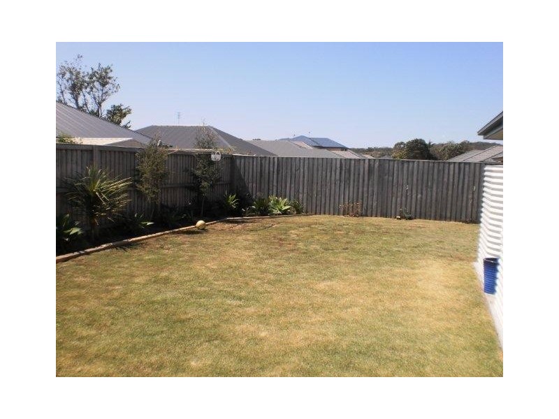 7 Matilda Avenue, Tanilba Bay NSW 2319