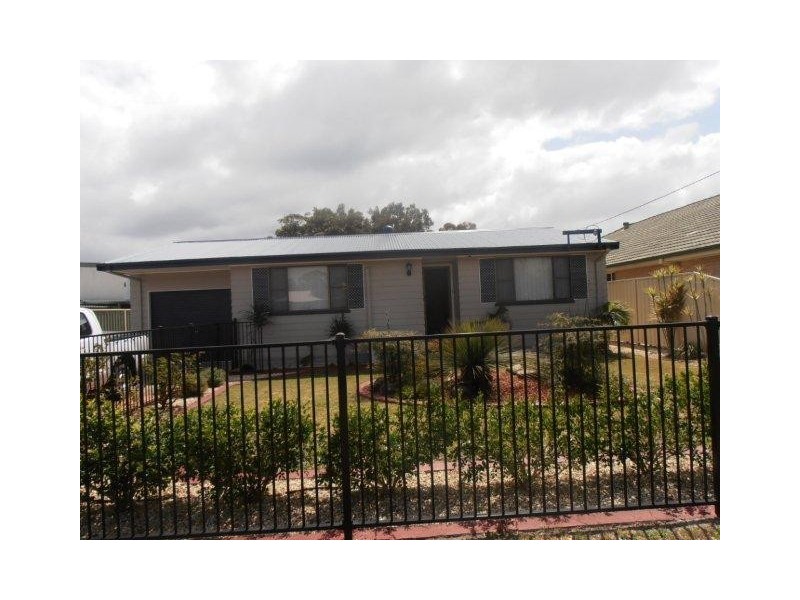 7 Essendene Gardens, Mallabula NSW 2319