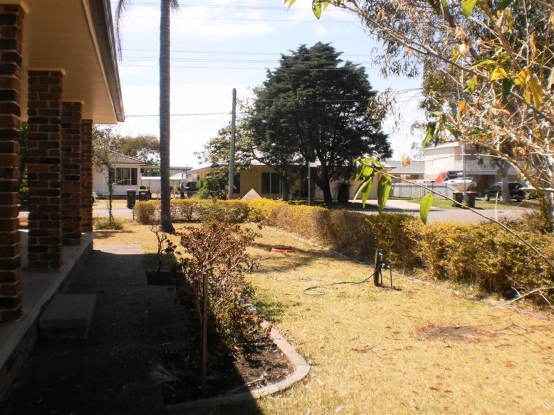 28 President Wilson Walk, Tanilba Bay NSW 2319