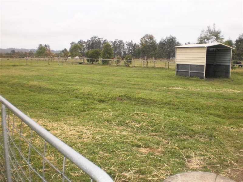 20 Brownes Road, Salt Ash NSW 2318