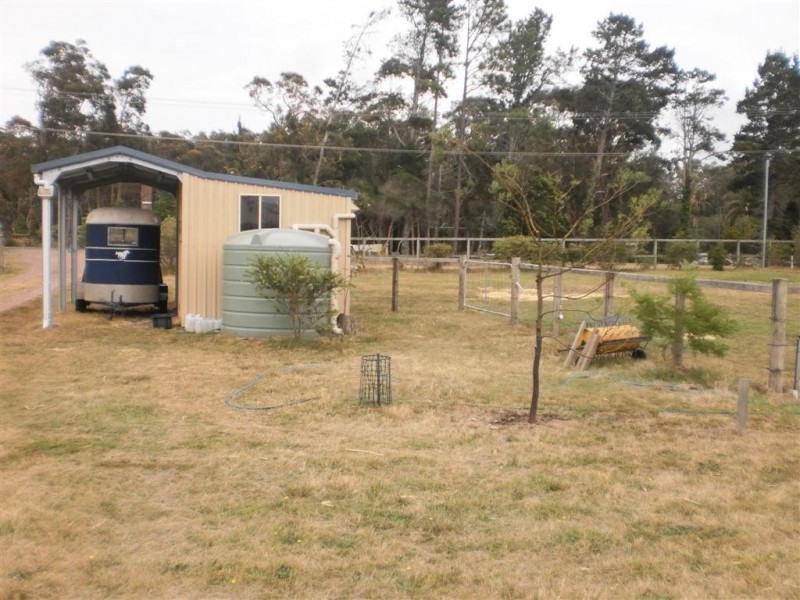20 Brownes Road, Salt Ash NSW 2318