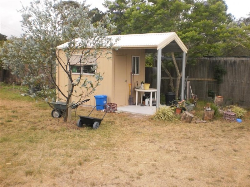 20 Brownes Road, Salt Ash NSW 2318