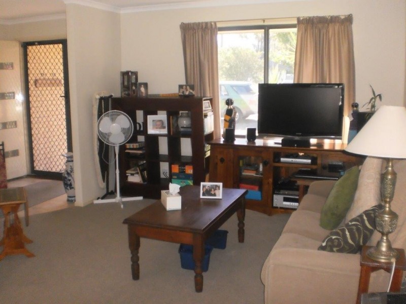 86 Clemenceau Crescent, Tanilba Bay NSW 2319