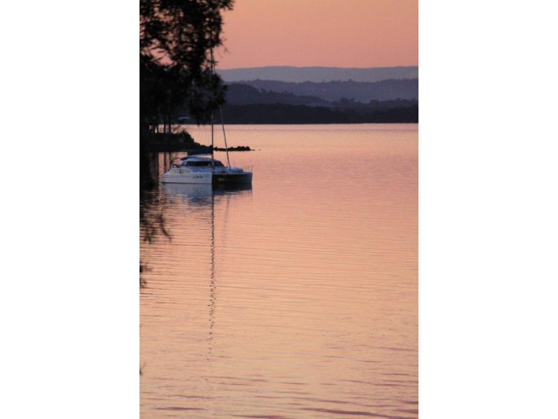 52a Peace Parade, Tanilba Bay NSW 2319