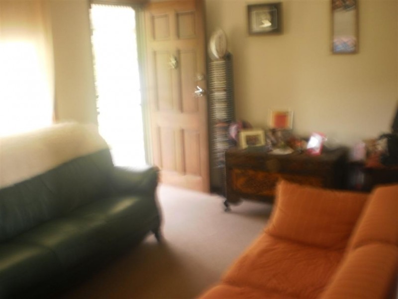 6 Lloyd George Grove, Tanilba Bay NSW 2319