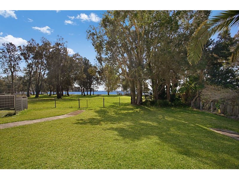 40 Tanilba Avenue, Tanilba Bay NSW 2319