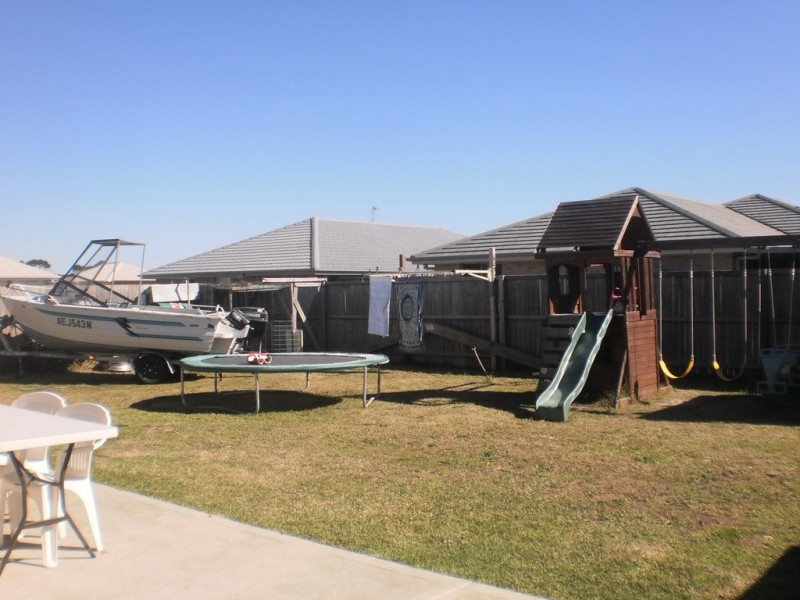 5 Pyramus Way, Tanilba Bay NSW 2319