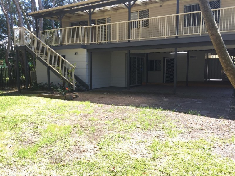 9 Malvern Road, Lemon Tree Passage NSW 2319