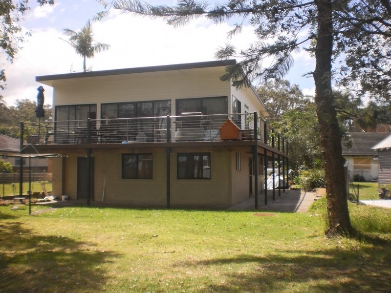 6 Rose Street, Lemon Tree Passage NSW 2319