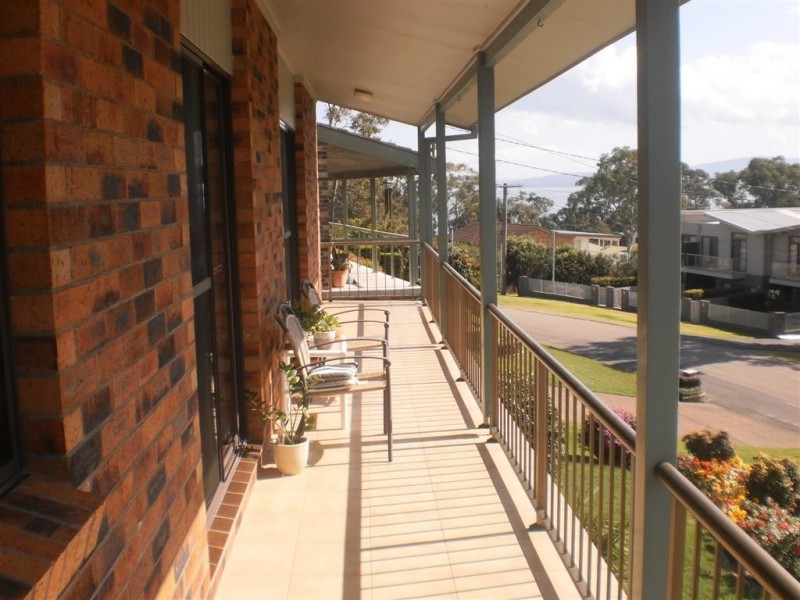 95 Francis Avenue, Lemon Tree Passage NSW 2319