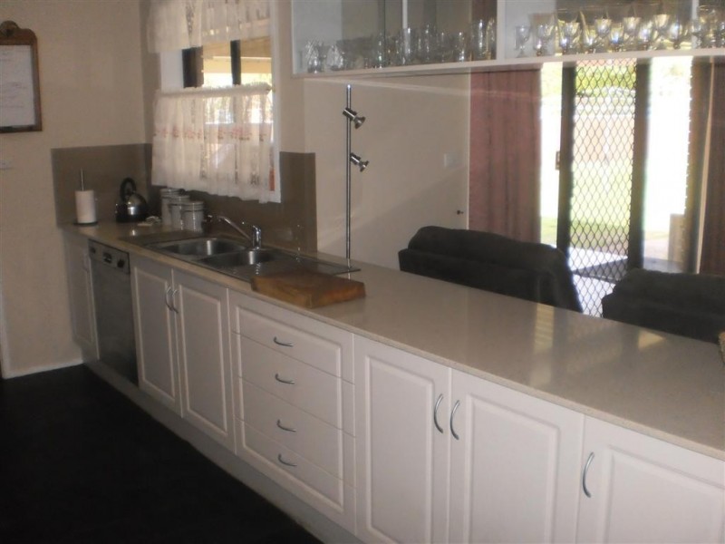 18 Pershing Place, Tanilba Bay NSW 2319